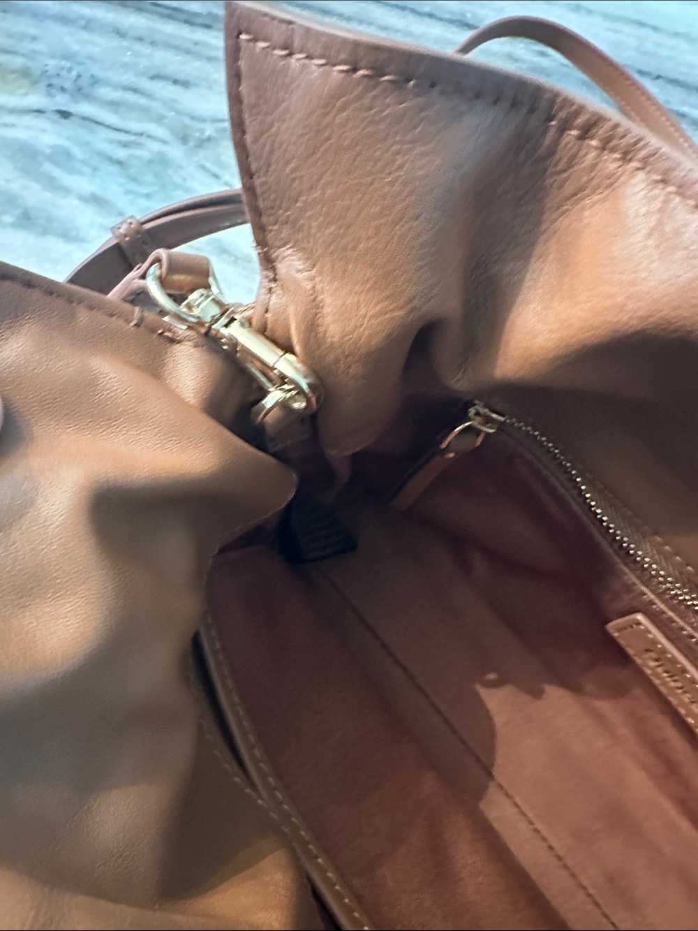 NWOT QUINCE DRAWSTRING CROSSBODY BAG - Picture 5 of 7